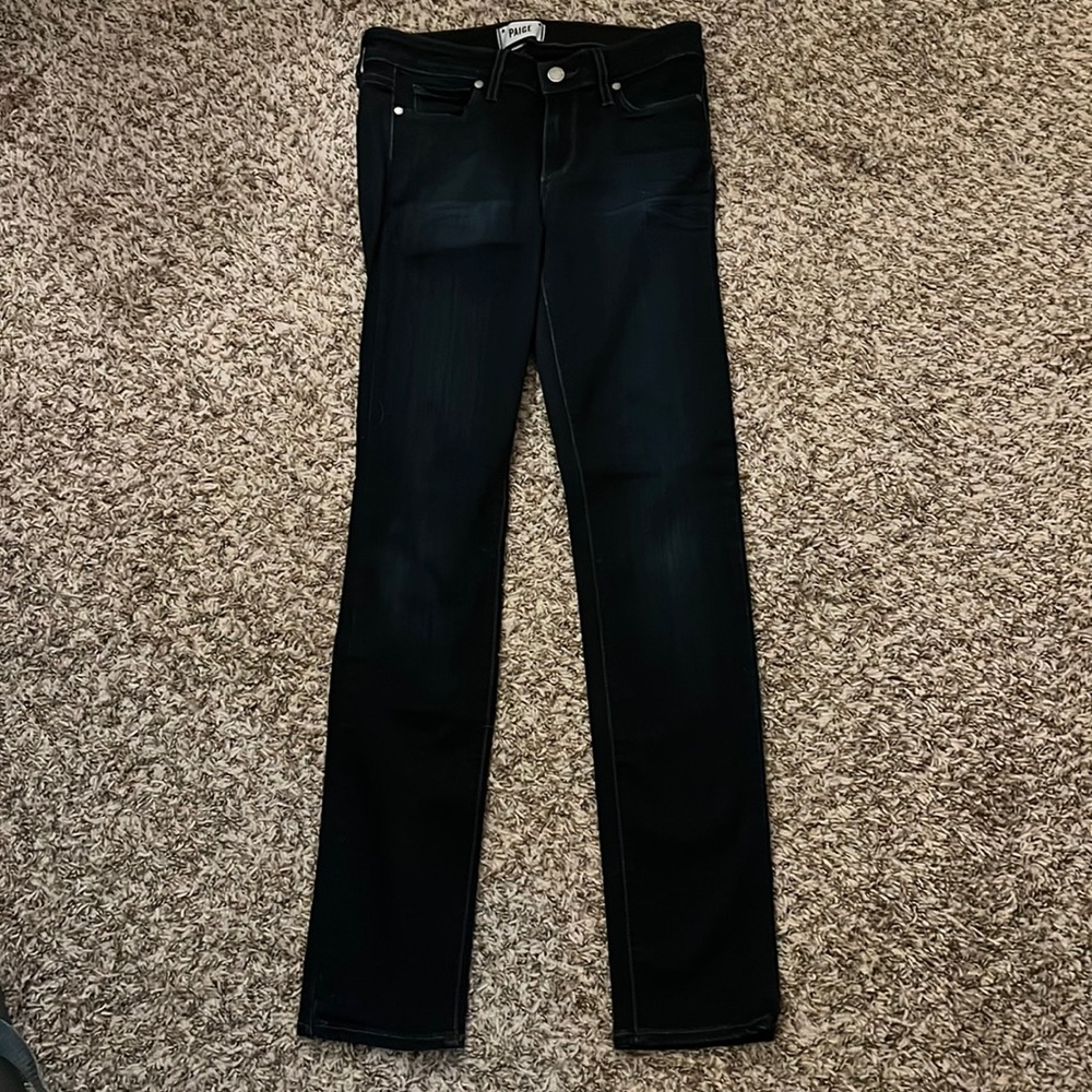 PAIGE Like New DarK Wash Jeans Size 27